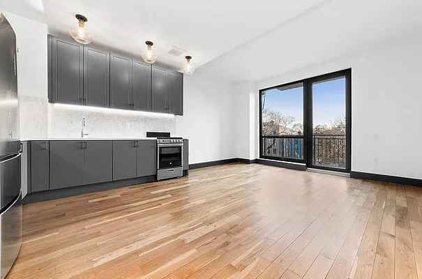Living room, photo 1