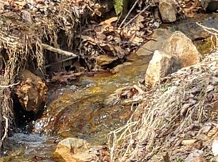 101 Ivy Rd, Mills River, NC 28759