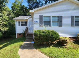 613 N Pointe Crk, Anderson, SC 29625