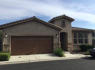 3036 Roche Ln, Clovis, CA 93619