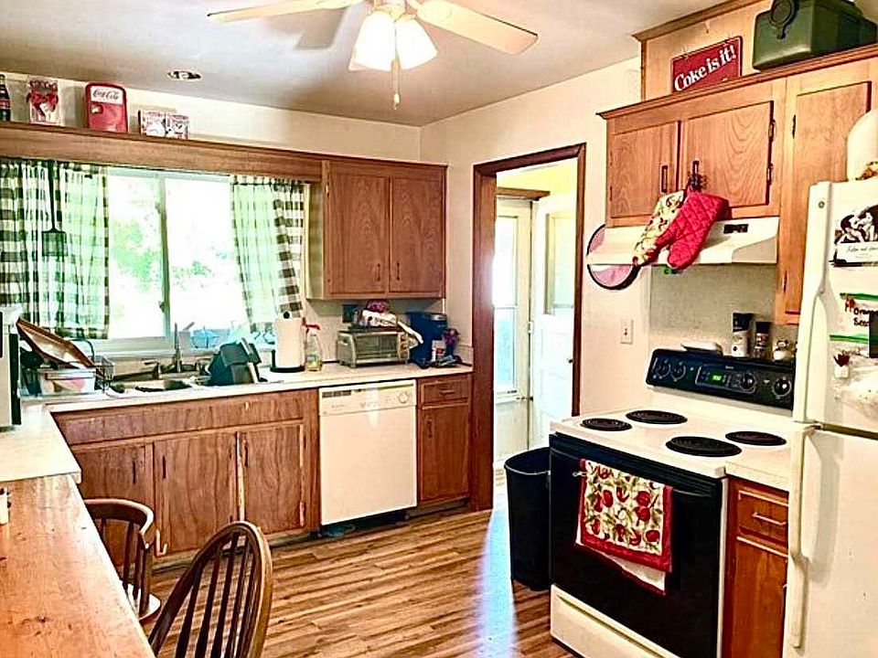 620 Clinton Hollow Rd, Salt Point, NY 12578 Zillow