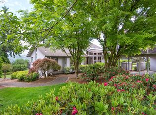 3957 Columbia Heights Rd, Longview, WA 98632