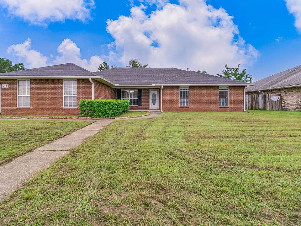 1st image of 9144 Sebring Dr