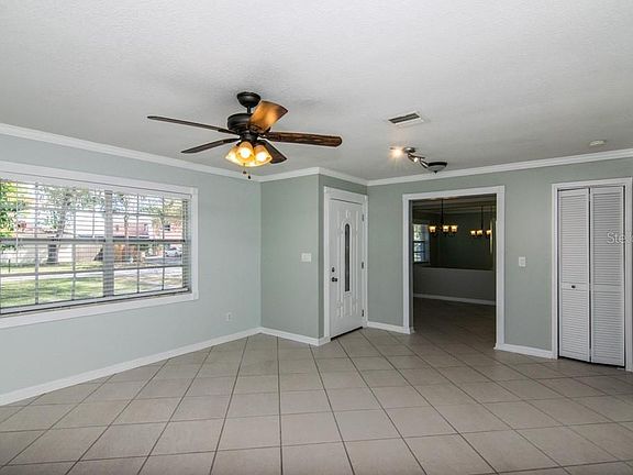 4th image of 11700 Moffat Ave