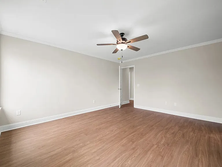 106 Enclave Ct — Photo 8