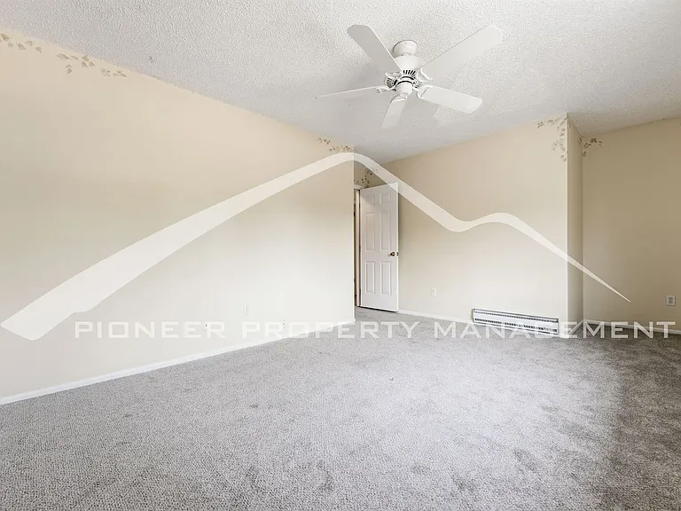 1638 Centaur Cir — Photo 11