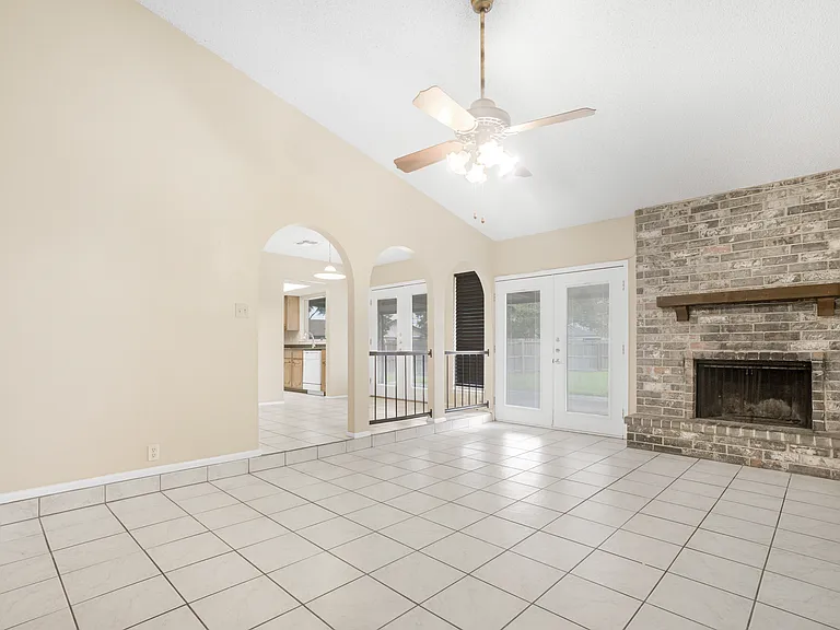 5003 Starfire Ln — Photo 6
