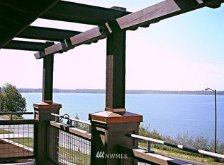 1300 Peace Portal Way #302, Blaine, WA