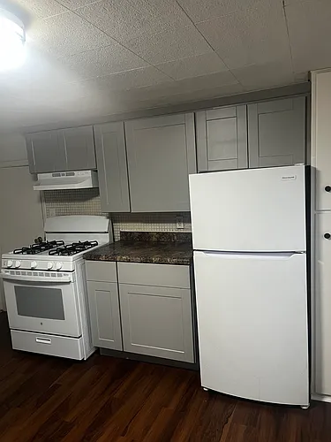 304 Dwight St #2 Photo 1