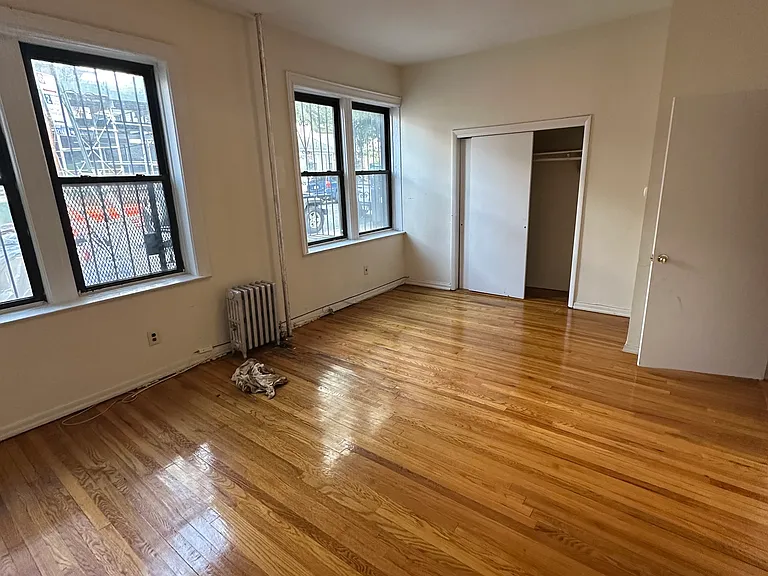 1729 Edison Ave #B — Photo 5