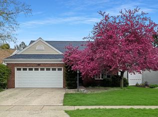 2610 Stillwater Dr, Champaign, IL
