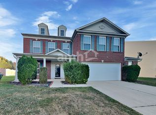 13993 Meadow Lake Dr, Fishers, IN 46038