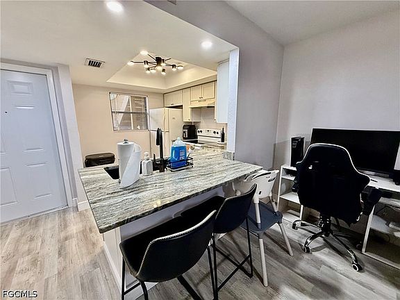 5th image of 2133 Golfside Village Dr