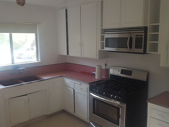 2nd image of 3326 Gondar Ave