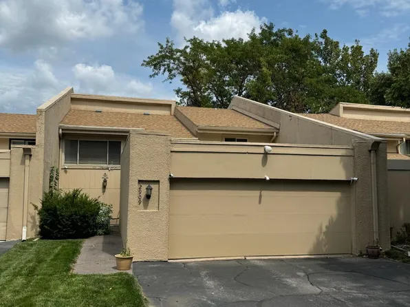 2909 S 160th Plz, Omaha, NE 68130