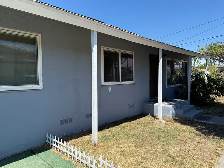 717 Walnut St #1 — Photo 10