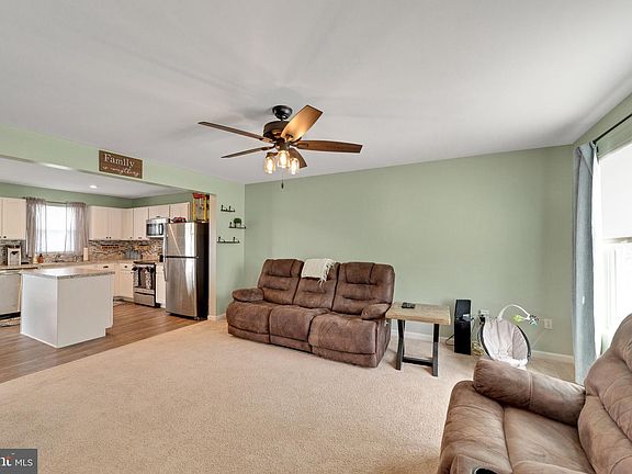 5th image of 422 Sitka Spruce Ln