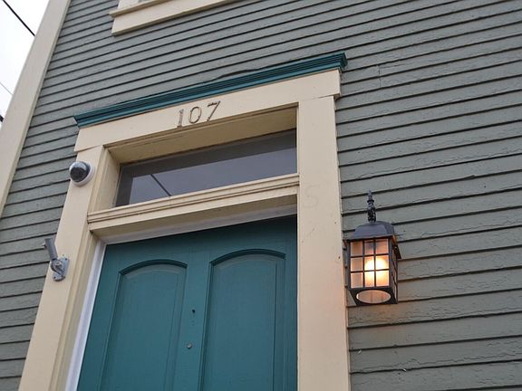 2nd image of 107-109 W 6th Ave