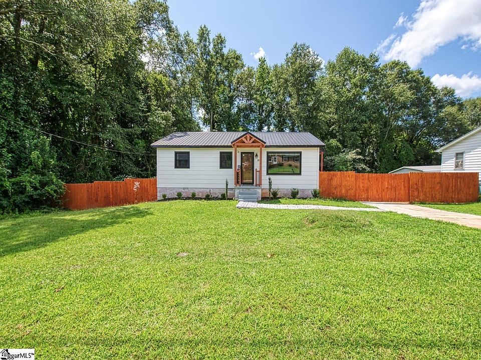 1st image of 107 Monaview Cir
