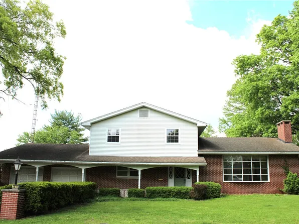 1011 W North 3rd St, Shelbyville, IL 62565