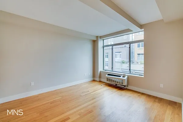 Rented by MNS Marketing | media 7