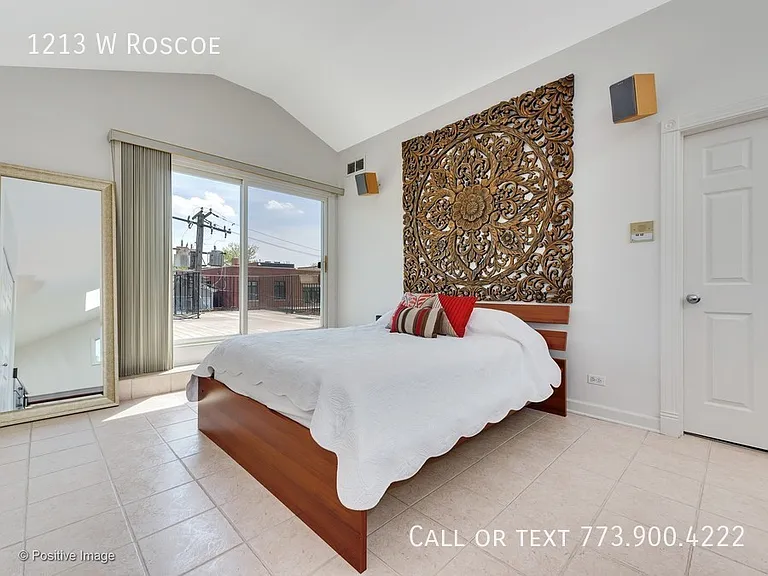 1213 W Roscoe St — Photo 24