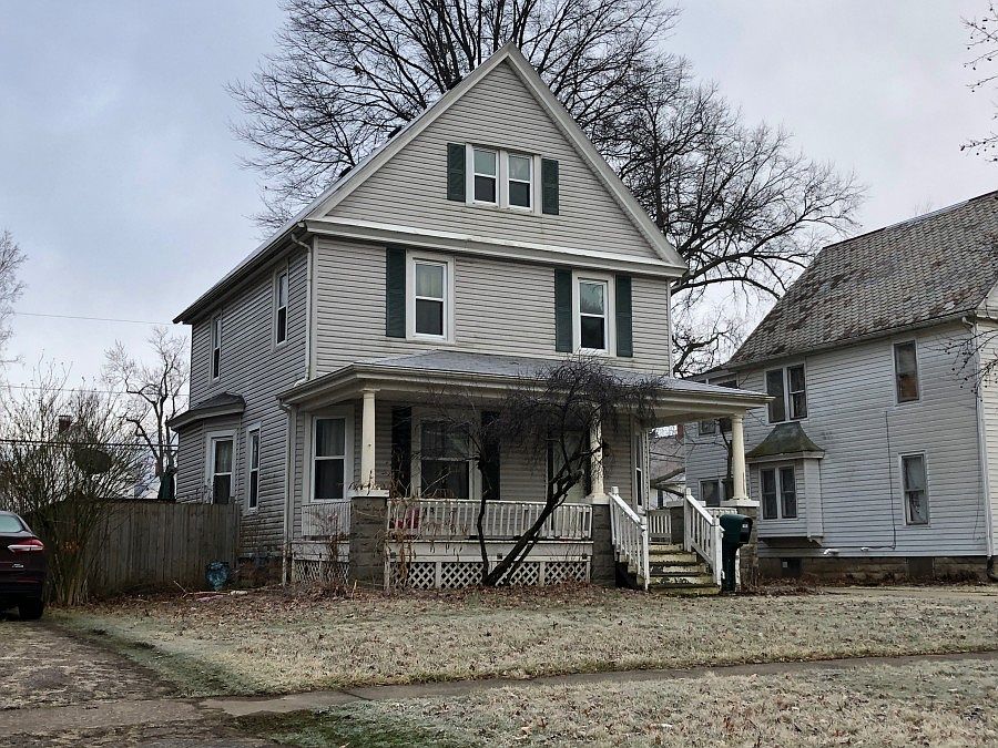 2nd image of 149 Harvard Ave