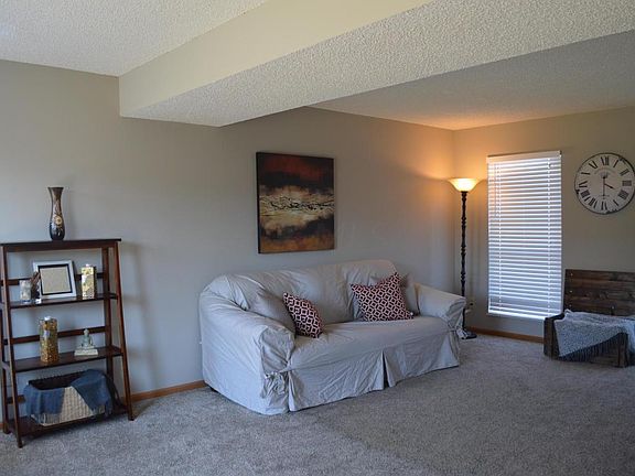 3rd image of 5200 Bonner Dr