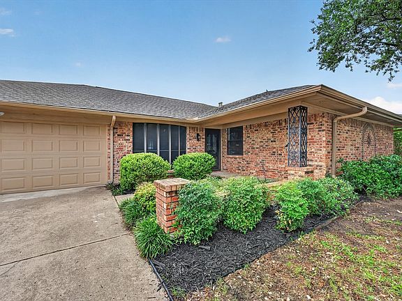 3rd image of 2515 Avonhill Dr