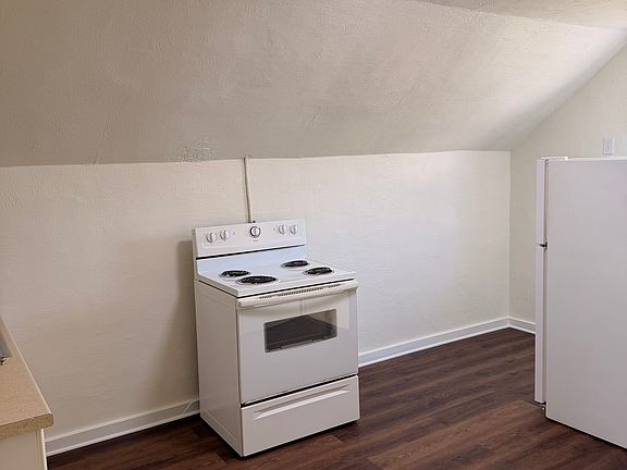 4th image of 1313 Strawn Ave #2