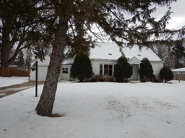 1st image of 843 Winnetka Ave S