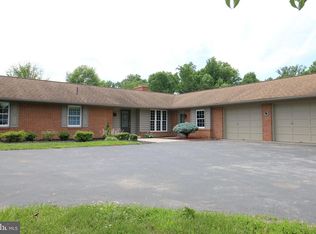 23 Dundee Rd, Inwood, WV 25428