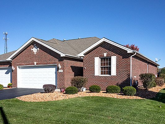 2nd image of 819 Oriole Dr