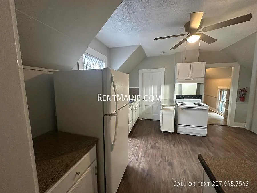 Building Photo - 439 4th St #1