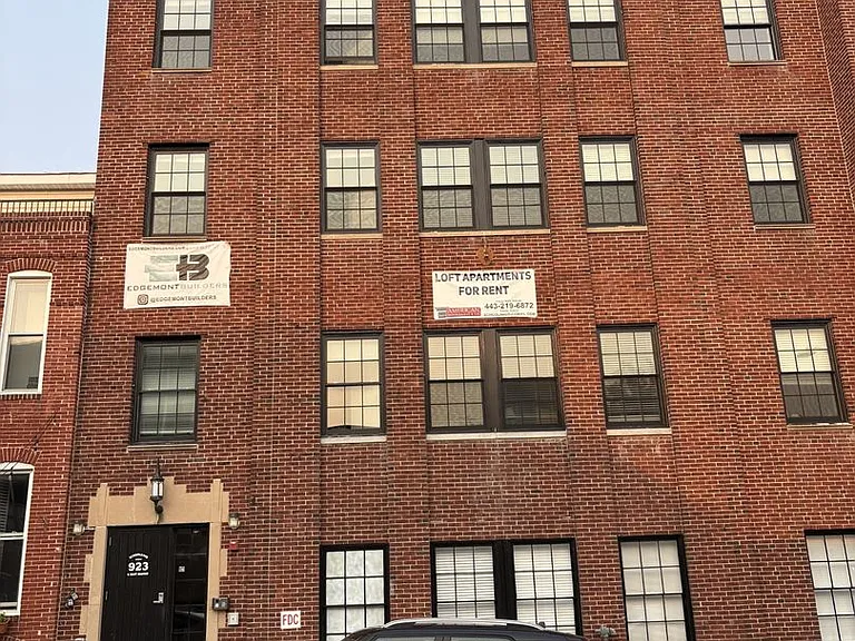 923 S East Ave — Photo 18