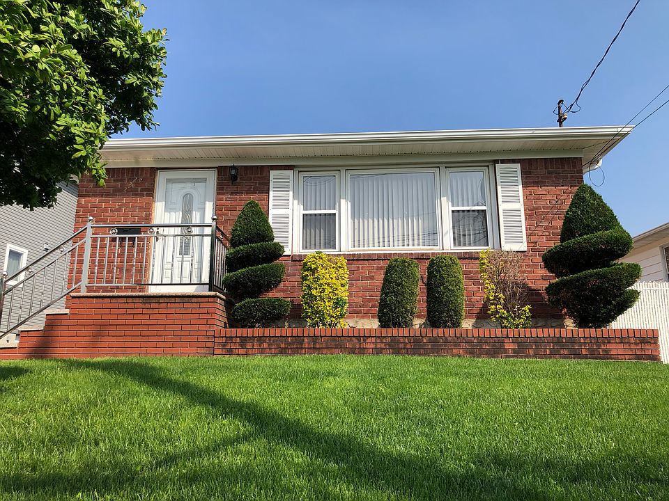 222 Wolverine St, Staten Island, NY 10306 Zillow