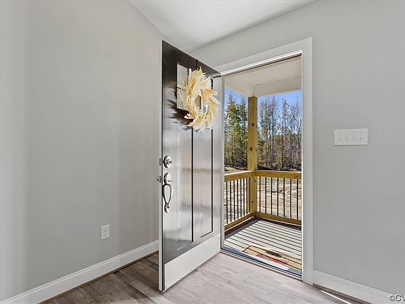 5th image of 14205 Meadow Ln