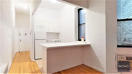 Rented by Bond New York