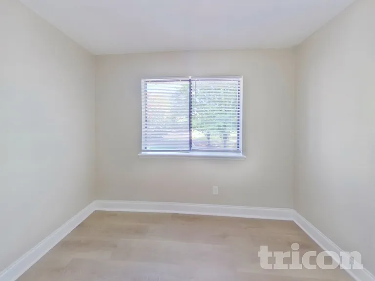 5911 Leatherwood Ln — Photo 13