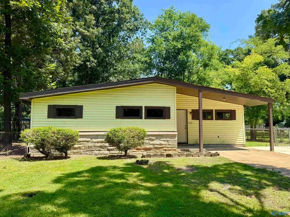 2304 12th St SE, Decatur, AL 35601