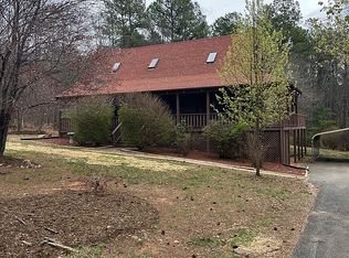 195 Woodland Rd, Appomattox, VA 24522