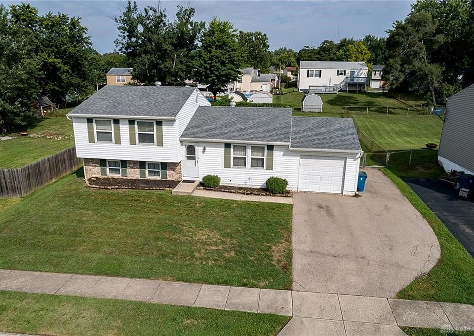 1st image of 109 Schloss Ln