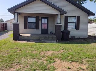 424 E 3rd St, Carnegie, OK 73015
