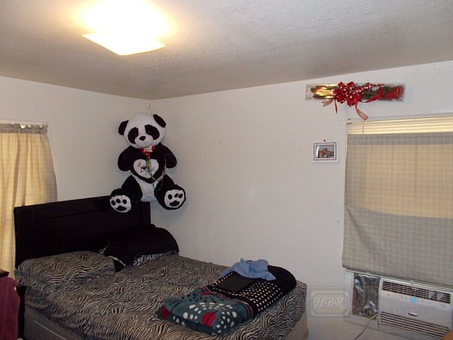 2nd image of 2306 E Van Buren Ave