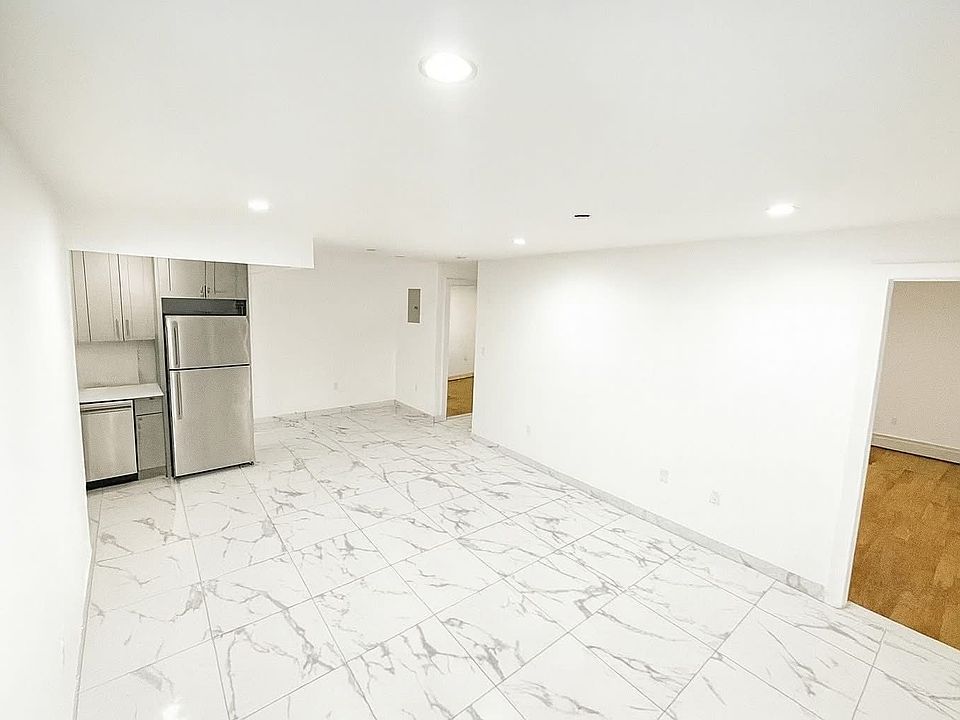 1st image of 9504 Allendale St #2