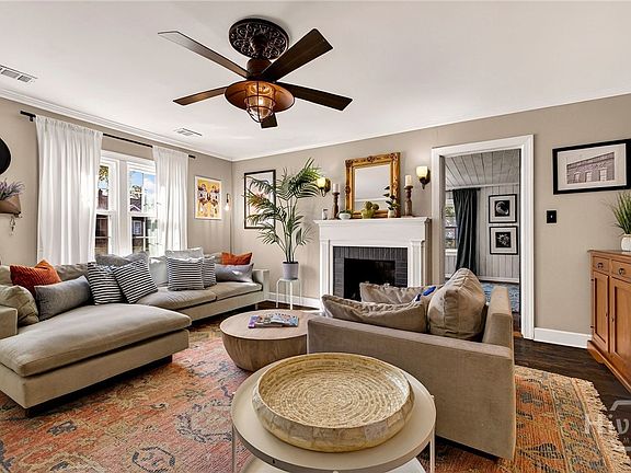 4th image of 1106 E 52nd Street