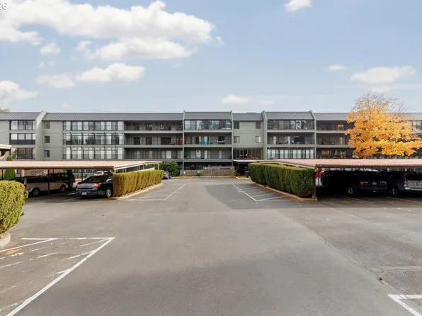 45 Eagle Crest Dr APT 500, Lake Oswego, OR 97035