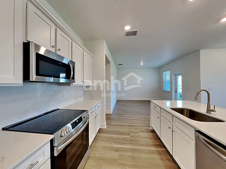 37826 Rattlesnake Trl — Photo 3