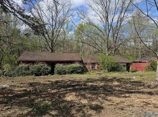 1006 County Road 1233, Vinemont, AL 35179