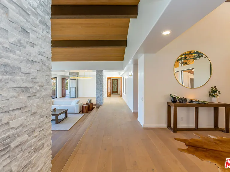 5109 Lakeview Canyon Rd — Photo 18